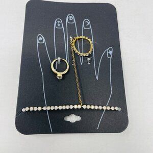 G by Gennaro Womens Size 8 Gold Tone Stretch Bracelet with Ring Chain & Ring